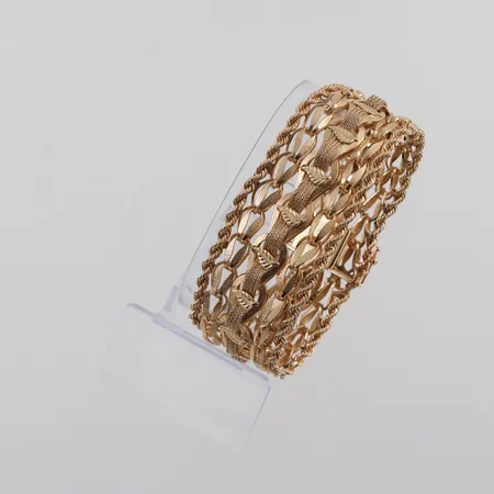 Armband 14k,längd ca 18.5 cm,bredd 27.2 mm. Vikt: 50,5 g