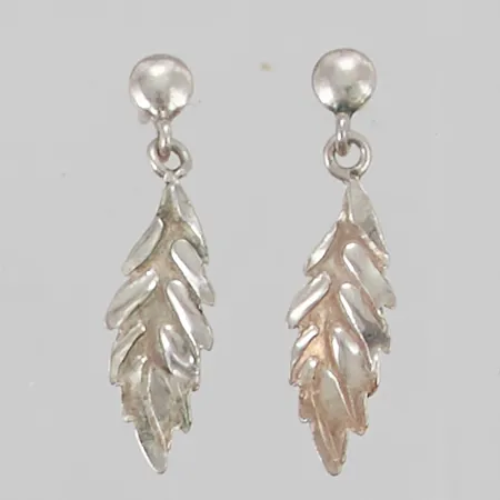 Ett par örhängen 22mm, 925/1000 Silver 1,0g.