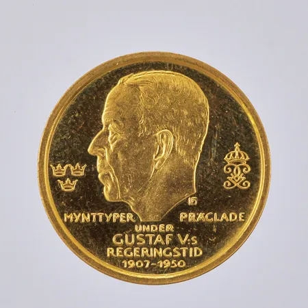 Mynt Mynttyper präglade under Gustaf V:s regeringstid 1907-1950 Ø 18mm år 1981 23K Vikt: 4,7 g