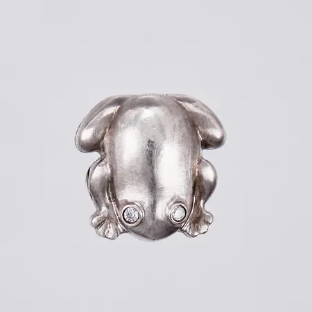 Lås groda med vita stenar längd: ca 1,5cm bredd: ca 16mm 925/1000 silver  Vikt: 5,7 g