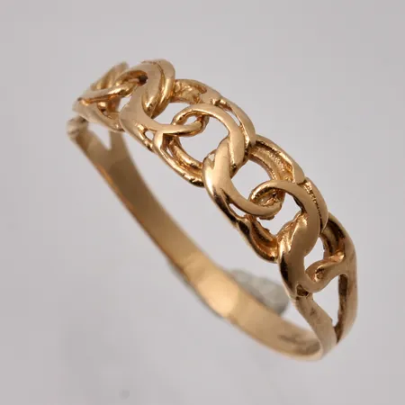 Ring i 18K guld, stl 16¼, Bismarck, bredd 1,8-4,6mm, vikt 1,16g.