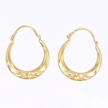 Ett par örhängen creoler Ø17mm, längd 20mm bredd 3mm, 18K Vikt: 1,7g Vikt: 1,7 g