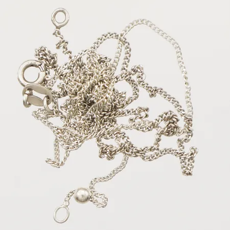 Kedja, defekt, av, 925/1000 silver  Vikt: 2,7 g