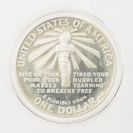 Mynt, One Dollar, Liberty, Ellis Island Gateway to America 1986, In God We Trust, United States Of America, "give me your tired, your poor, your huddled masses yearning to breathe free", etui, 900/1000 silver Vikt: 26,8 g