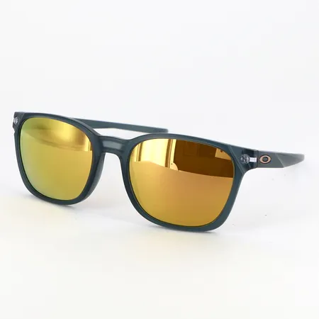 Ett par solglasögon Oakley OO9018-1655 5520 143, dustbag, fodral, kvitto från Synsam Juli-2025