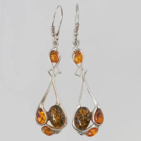 Ett par örhängen med bärnsten, 67mm, 925/1000 Silver 8,7g.