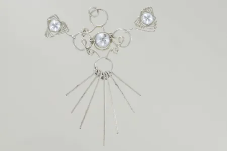 Hänge, längd 9 cm, bredd 4cm, inga stämplar, silver Vikt: 9,6 g