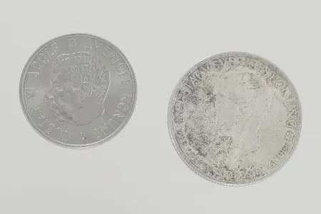 Silvermynt 5kr 1935 90% silver /2kr 1968 ej silver Vikt: 25 g
