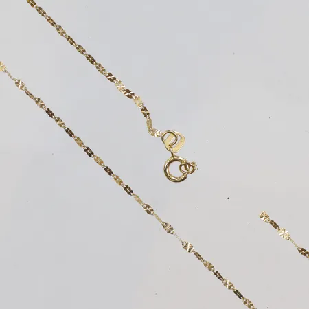 Halskedja, defekt, 14K Vikt: 0,8 g