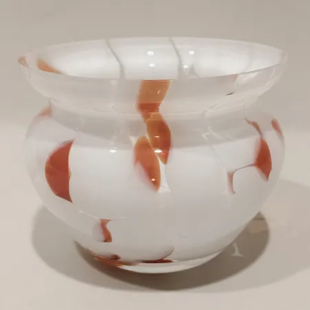 Glasvas Skruf höjd 10cm Ø12,5cm Skickas med paket.