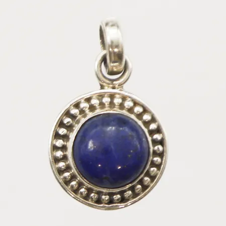 Hänge med lapis lazuli, längd 20mm inkl ögla, bredd 12,2mm, 925/1000 silver Vikt: 1,9 g