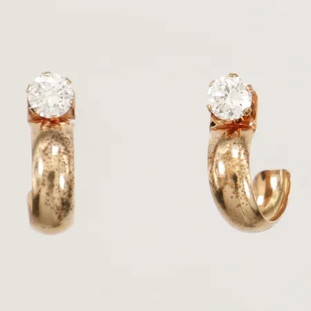 Ett par örhängen med vita stenar, längd 14,9mm, bredd 3,7mm, 18K  Vikt: 1 g