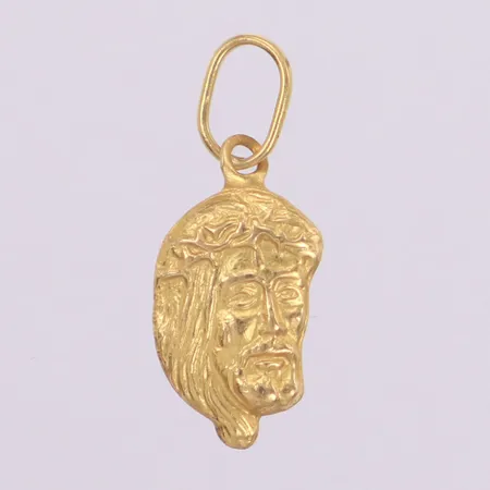 Hänge Jesus, längd 22,5mm inklusive ögla, bredd 9mm, 18K Vikt: 0,7 g