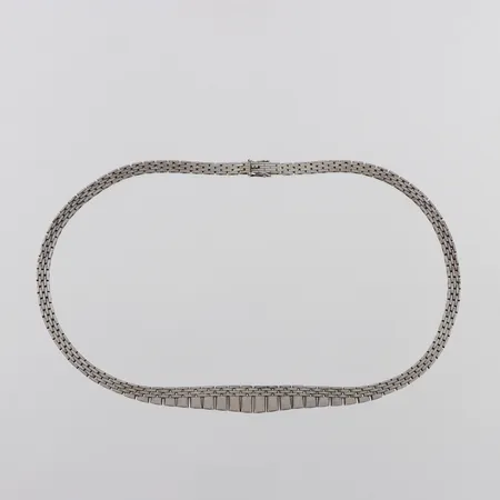 Collier silver 830/1000,längd ca 42 cm,bredd 4.7-10 mm. Vikt: 29,8 g