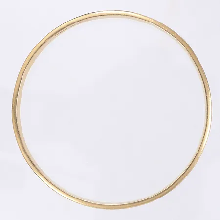 Armring Ø67mm, bredd 6mm, 18K  Vikt: 38 g