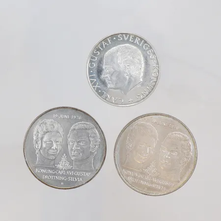 3st Minnesmynt 100 kr samt 50 kr Karl XVI Gustaf 1976 och 1988 silver 925/1000 Vikt: 70,4 g
