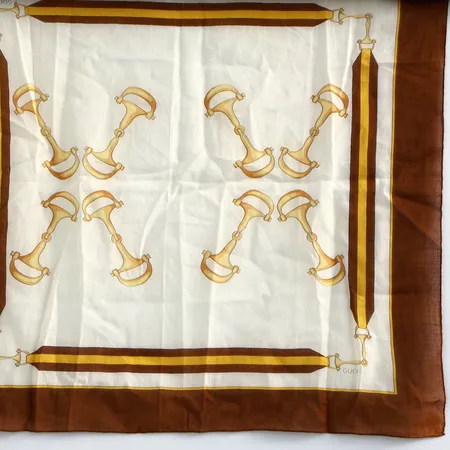 Scarf Gucci Horsebite 57x62cm, siden mindre släpp i sömmar