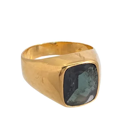Klackring 18K guld, sten med nagg Vikt: 6,9 g