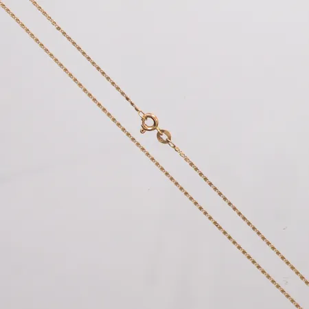 Kedja längd 42,5cm, bredd 1mm, 18K.  Vikt: 2,4 g