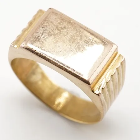 Ring, stl 18(56), bredd 9mm, 14k Vikt: 3,2 g