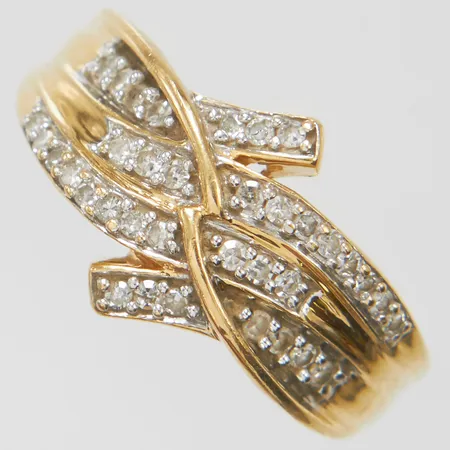 Ring med åttkantslipade diamanter 36xca0,01ct stl18¼, bredd 1,5-20mm, GHA, 18K Vikt: 4,2 g