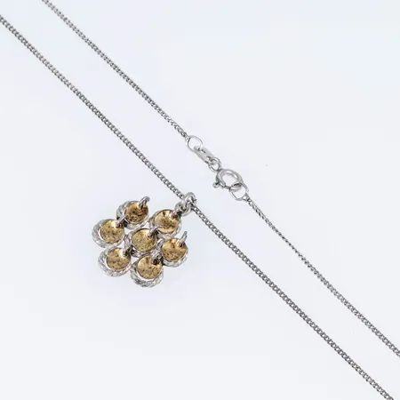 Hänge med förgyllda kläppar bredd 18mm med kedja 45cm i silver 925/1000 4,2g.