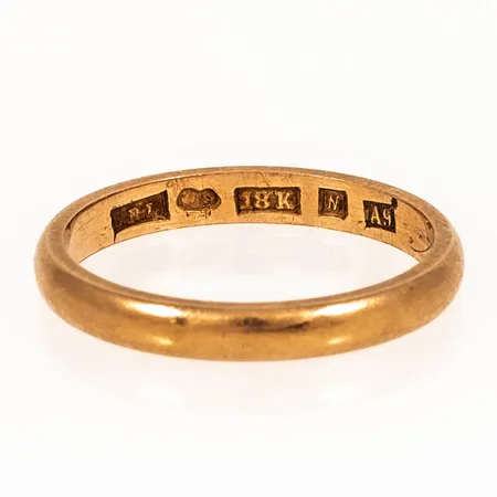 Ring med gravyr 18K 3,6g.