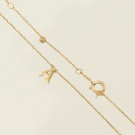 Halskedja med integrerat hänge "A", defekt, 14K, 1,1g Vikt: 1,1 g