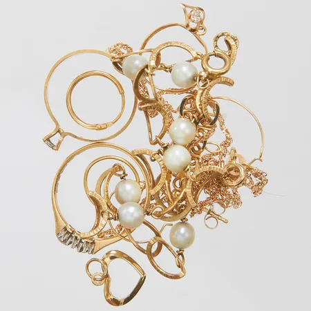 Diverse guld defekta 18K, 12,4g.