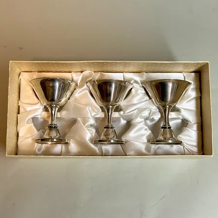 3 bägare höjd 9,5cm Ø74mm, etui, Markströms Guldsmeds AB 1973, silver 830/1000 Vikt: 167,9 g