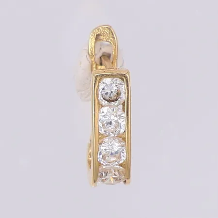 Udda örhänge cubic zirconia längd ca 8,5mm bredd ca 3mm, 9K Vikt: 0,3 g