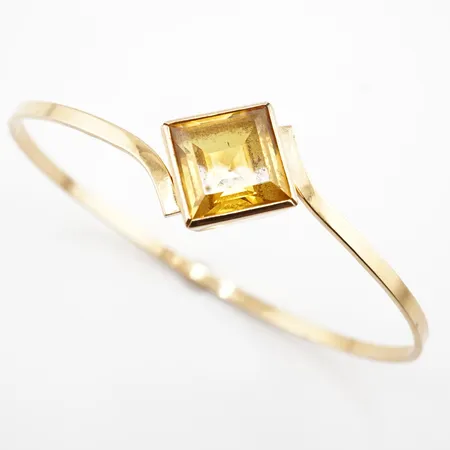 Armring m sten, innermått 18cm, bredd 13mm x 13mm, 18k Vikt: 13,1 g