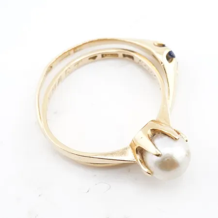 Diverse guld, 18k Vikt: 3,4 g