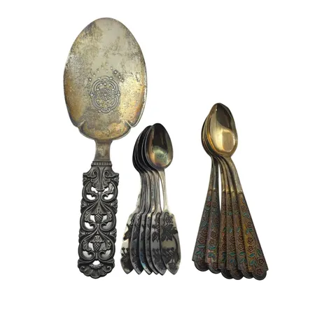 Silverbestick, Tårtspade + Skedar (6+6), delvis förgyllda, emalj, silver 830-875/1000, bruksskick Vikt: 310,4 g