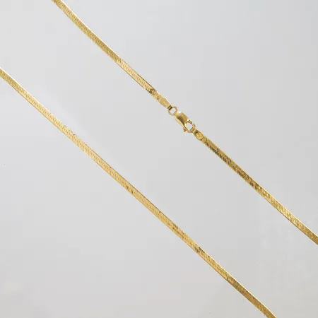 Collier Fiskben längd: 45cm, bredd: 3mm, italienska stämplar, flera brott på länken, 18K Vikt: 9 g