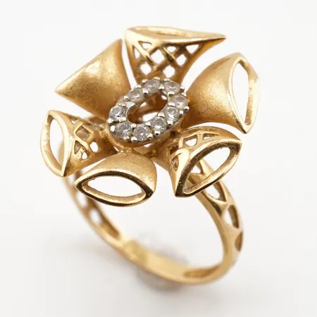 Ring stl 18½(57), bredd 20mm, 21k Vikt: 4,2 g