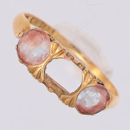 Ring vita stenar stl:15¾, saknar en sten, Hertz Aktiebolaget Bernhard, 18K Vikt: 1,6 g