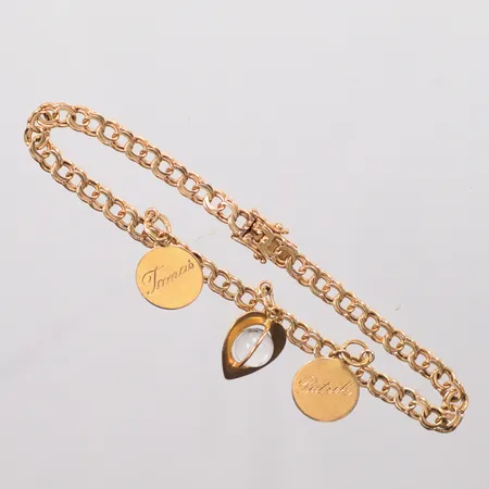 Armband Bismarck  3 hängen, längd 19cm, gravyr, 18k  Vikt: 9,9 g