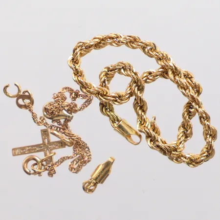 Diverse guld, defekt, 18K.  Vikt: 4,5 g