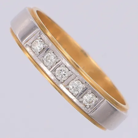 Ring diamanter 5 x ca 0,05ct stl:22 vitguldsdetalj, gravyr, Odysseus Suarez, 18K Vikt: 9,5 g