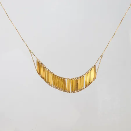 Collier längd 33,5cm bredd 1-13,5mm, bruksslitage, 22K Vikt: 5,6 g