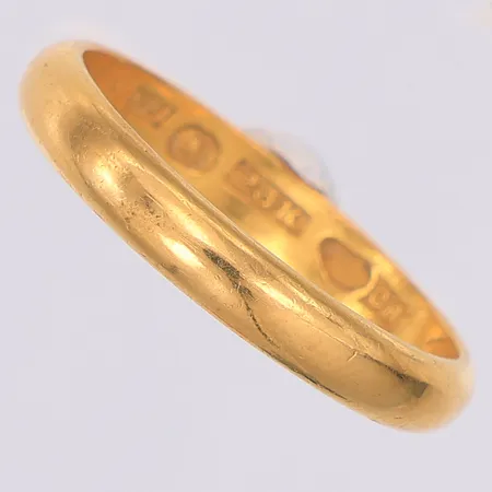 Ring slät stl:19, gravyr, Nordiska Juvelaktiebolaget 1929, 23K Vikt: 4,8 g