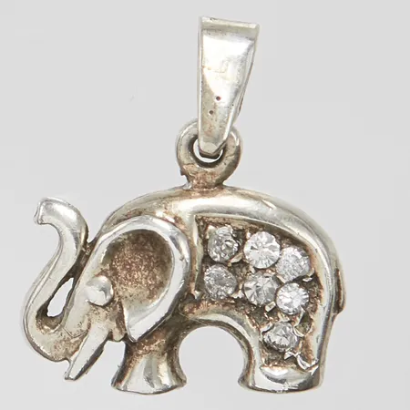 Hänge elefant med vita stenar, längd ca 15mm, bredd 12mm, silver 925/1000 Vikt: 1,7 g