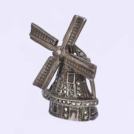 Brosch väderkvarn med rörlig del och markasiter 30x25mm silver 830/1000 Vikt: 6,8 g