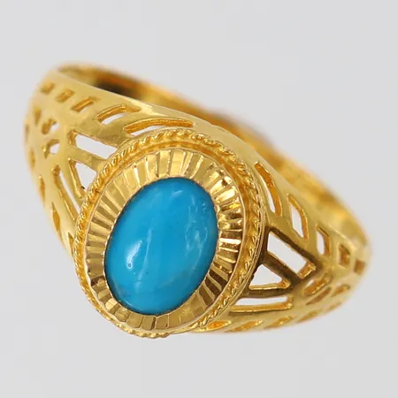 Ring med turkos sten stl:18½ bredd 2-11mm 21K.  Vikt: 3,2 g