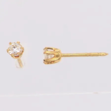 Örhängen med vita stenar Ø3,4mm, snurrebussar saknas, 18K  Vikt: 0,4 g