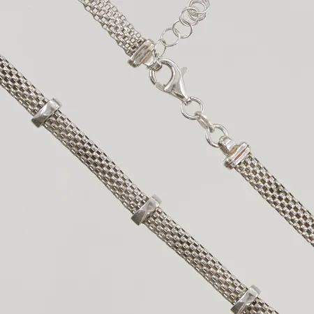 Kedja 41,5-44cm bredd 5mm defekt länk, 925/1000 Silver 9,7g.