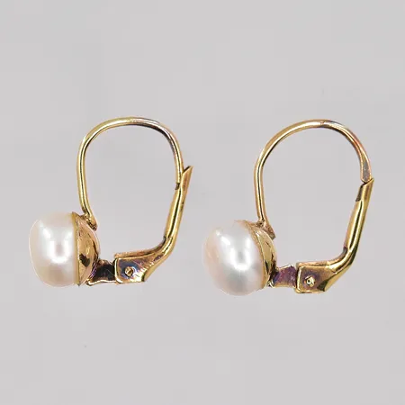 Örhängen med pärlor längd 15mm 14K Vikt: 1,8 g