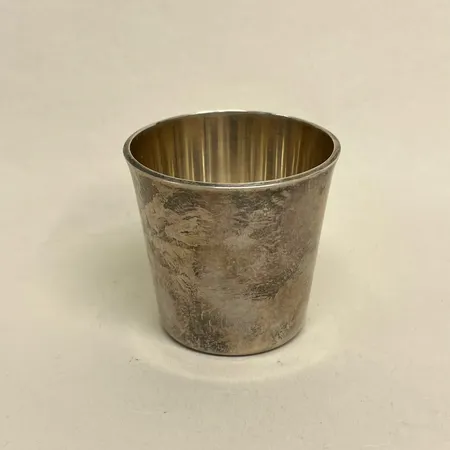 Supkopp signerad Åke Strömdahl Stockholm år 1955, höjd 5cm, Ø5cm, silver 925/1000 Vikt: 42,6 g