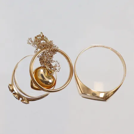 Diverse guld, defekt trassel gravyr, 18K Vikt: 10,9 g